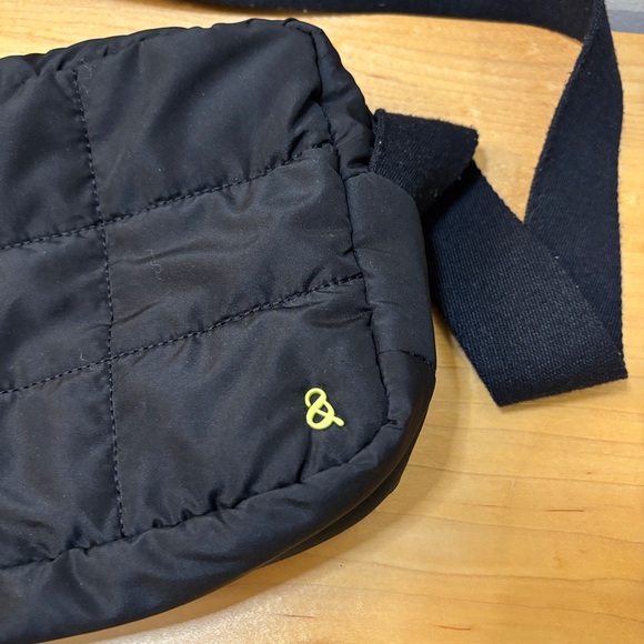 Loft Lou & Grey Quilted Crossbody Bag - Picture 2 of 6